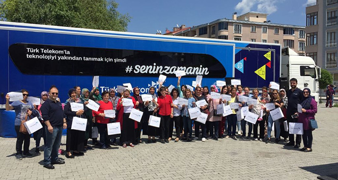 ‘Teknoloji Seferberliği Projesi’ Karslı bayanlarla buluştu